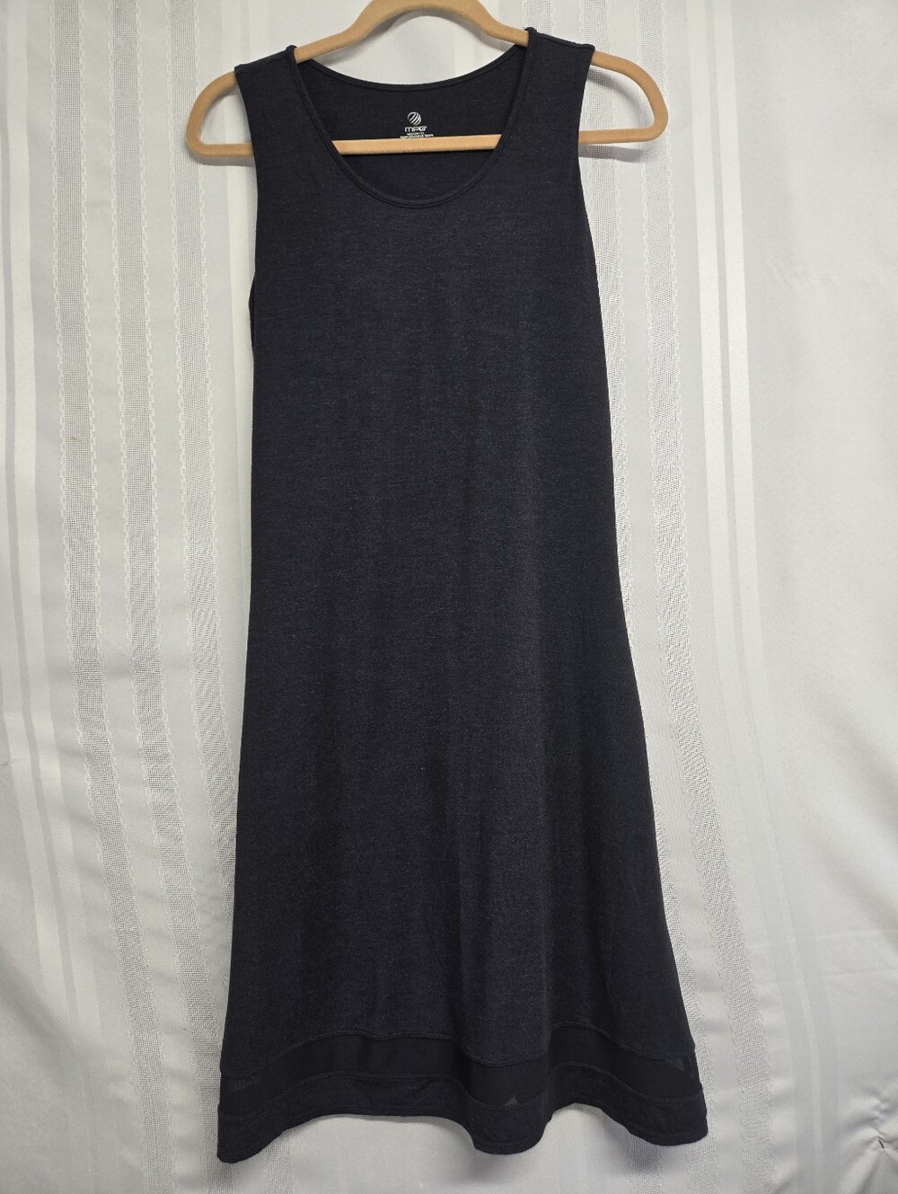 MPG  MONDETTA PERFORMANCE GEAR SLEEVELESS DRESS BLACK BUILT IN BRA SIZE SMALL